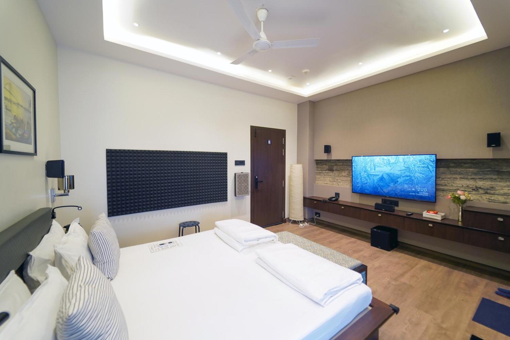 Central Bed & Breakfast Калькутта Экстерьер фото